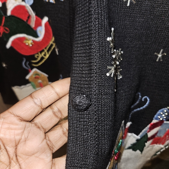 Vintage women's Christmas patchwork button-down sweater - Picture 7 of 8